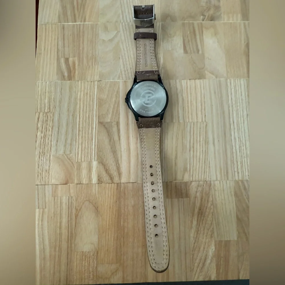 Timex handling home
